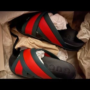 Gucci Women’s Web Sandal * worn once *